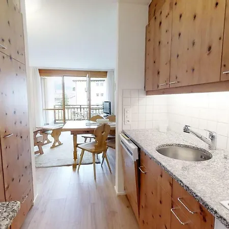 Apartment Flurina 42 *